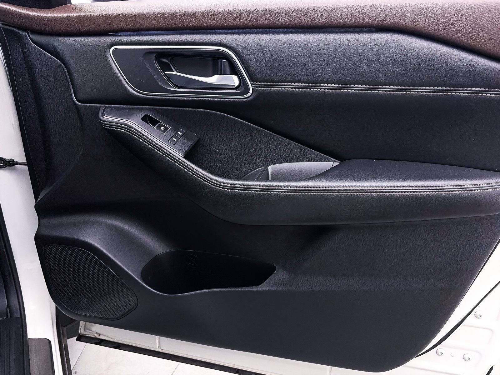 Used 2022 Nissan Rogue Platinum w/ Head-Up Display Package image 40