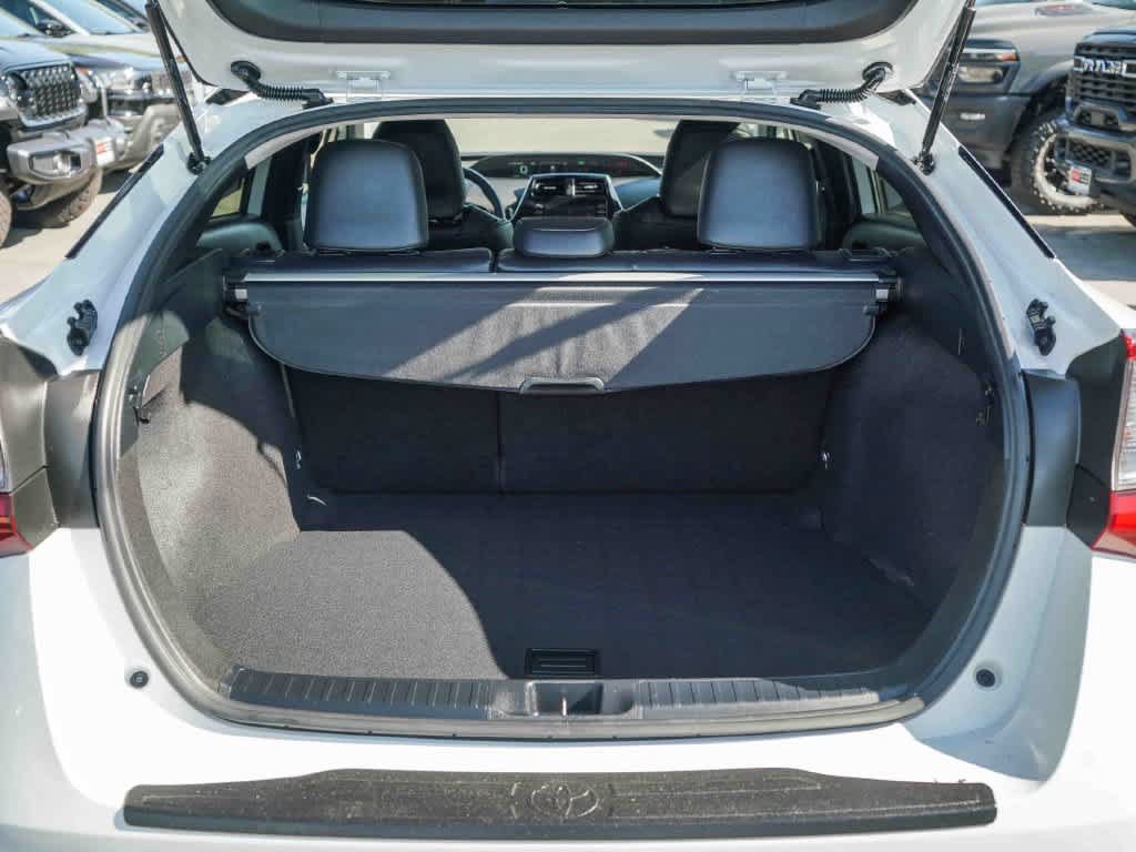 Used 2022 Toyota Prius FWD image 19