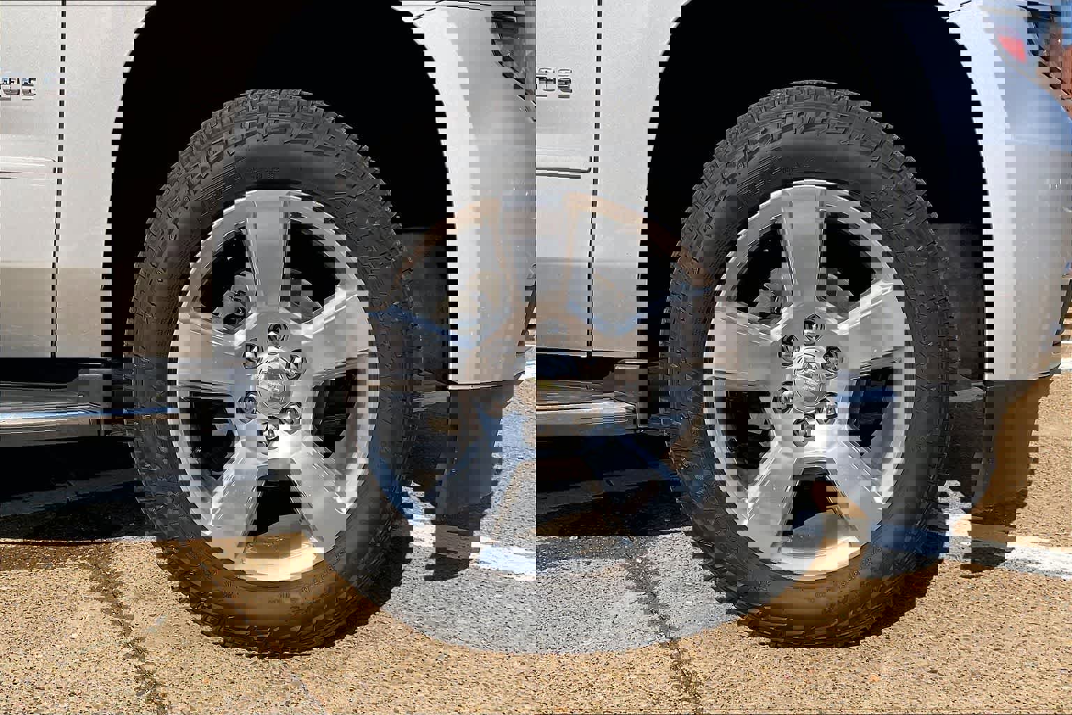 Used 2019 Chevrolet Tahoe Premier image 8