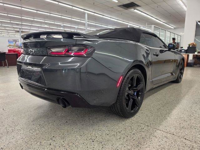 Used 2017 Chevrolet Camaro SS RWD image 4