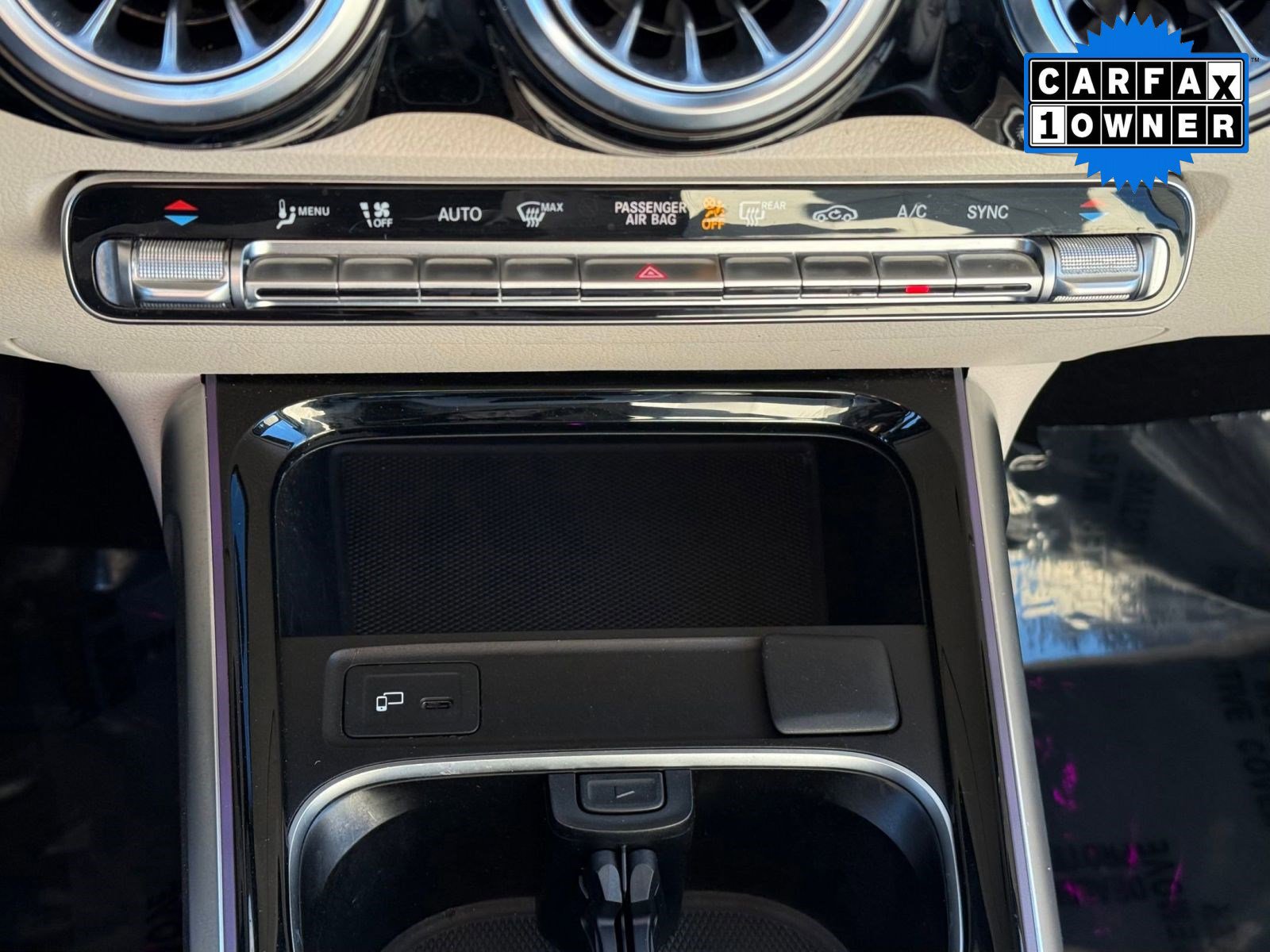 Certified 2022 Mercedes-Benz GLB 250 4MATIC w/ Premium Package Lite image 28