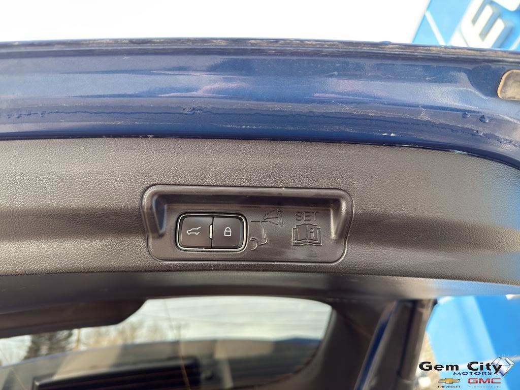 Used 2020 Ford Explorer XLT w/ Comfort Package image 11