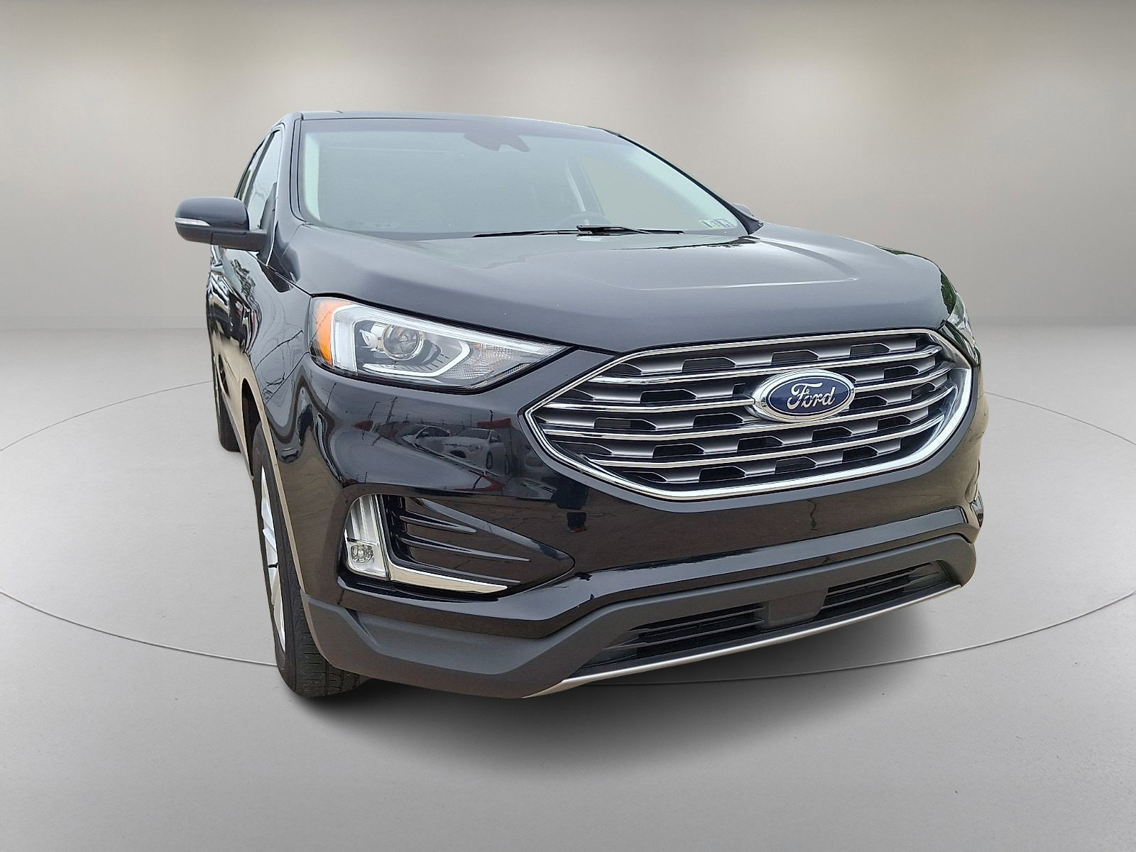 Used 2020 Ford Edge SEL w/ Convenience Package AWD/4WD image 2