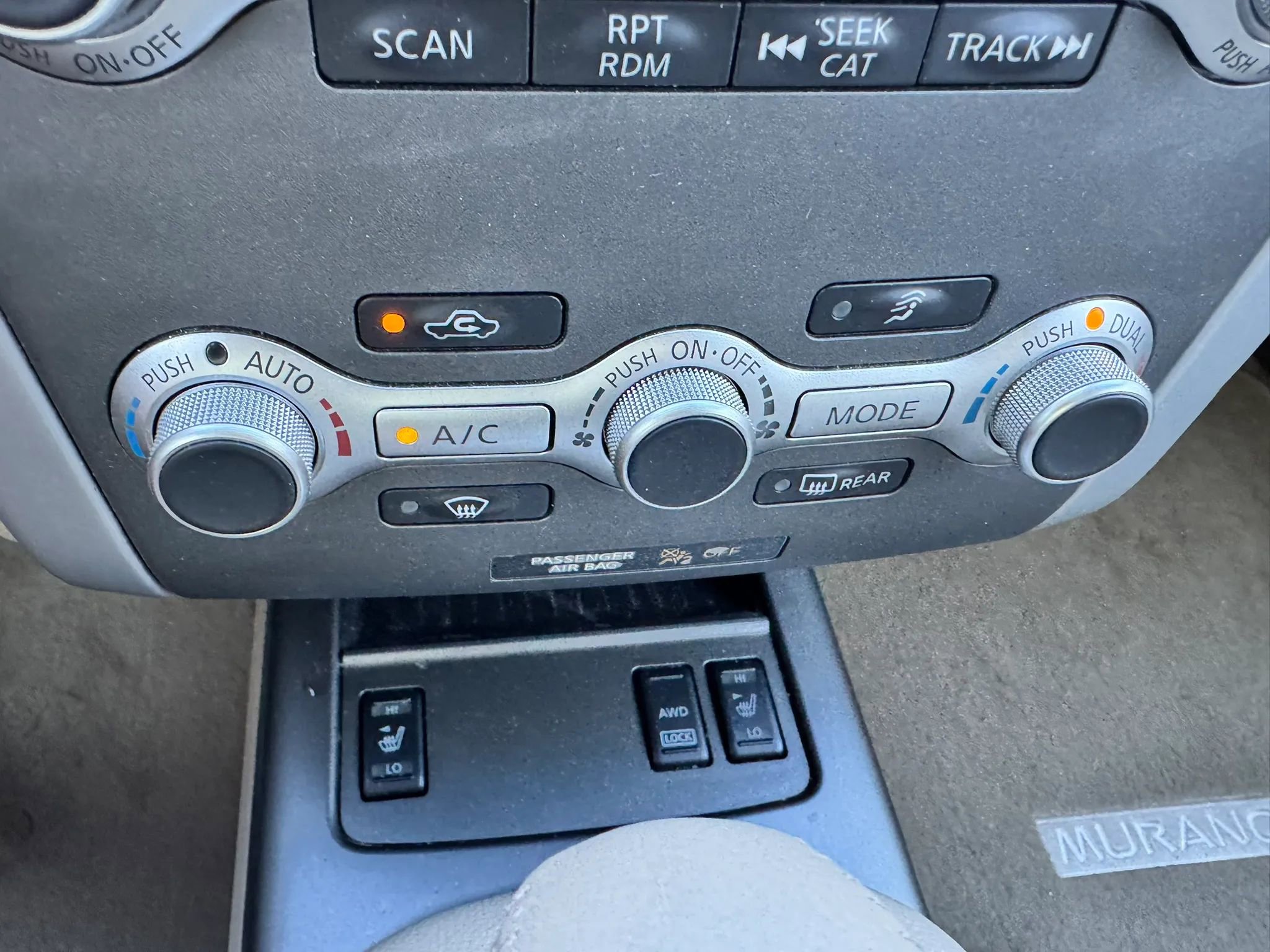 Used 2014 Nissan Murano SL w/ Navigation Package AWD/4WD image 34
