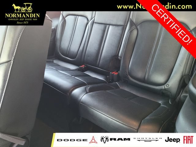 Certified 2024 Jeep Wagoneer L Series II RWD image 18