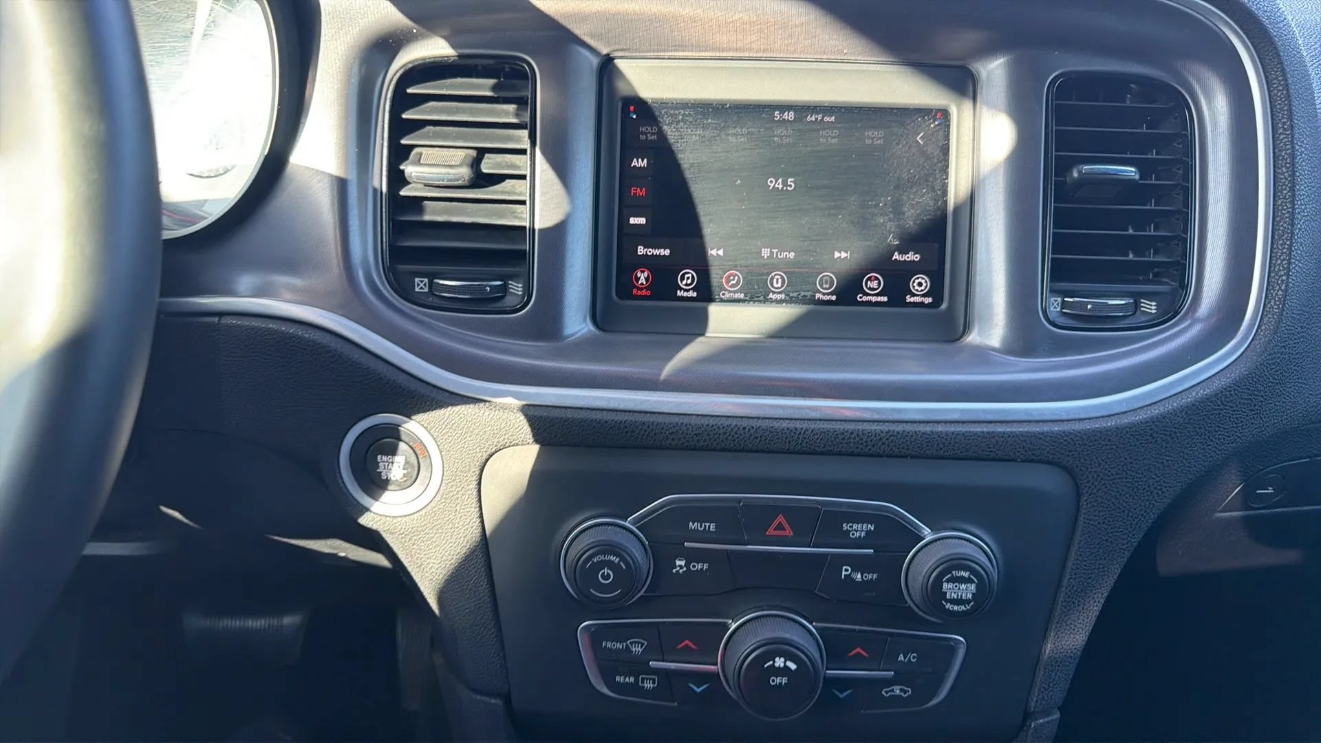 Used 2019 Dodge Charger SXT w/ Blacktop Package RWD image 82