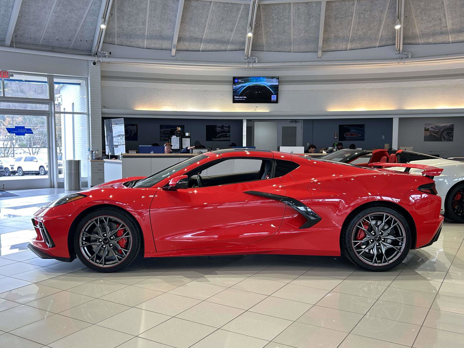 Used 2025 Chevrolet Corvette Stingray Premium Cpe w/ Z51 Performance Package image 6