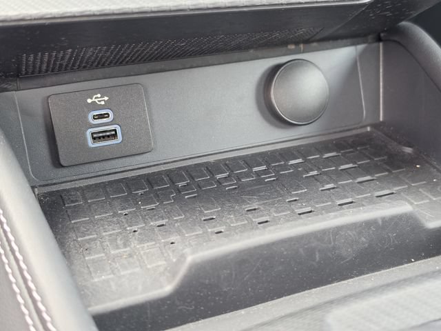 Used 2024 Ford Mustang Premium RWD image 33