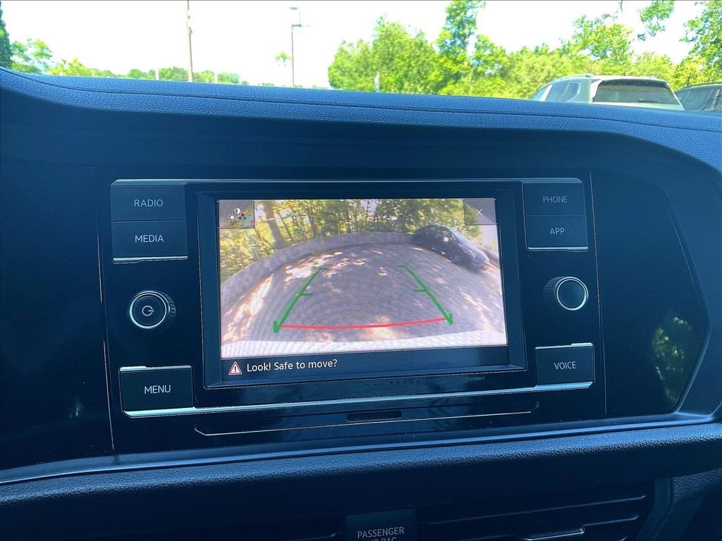 Certified 2023 Volkswagen Jetta Sport FWD image 19
