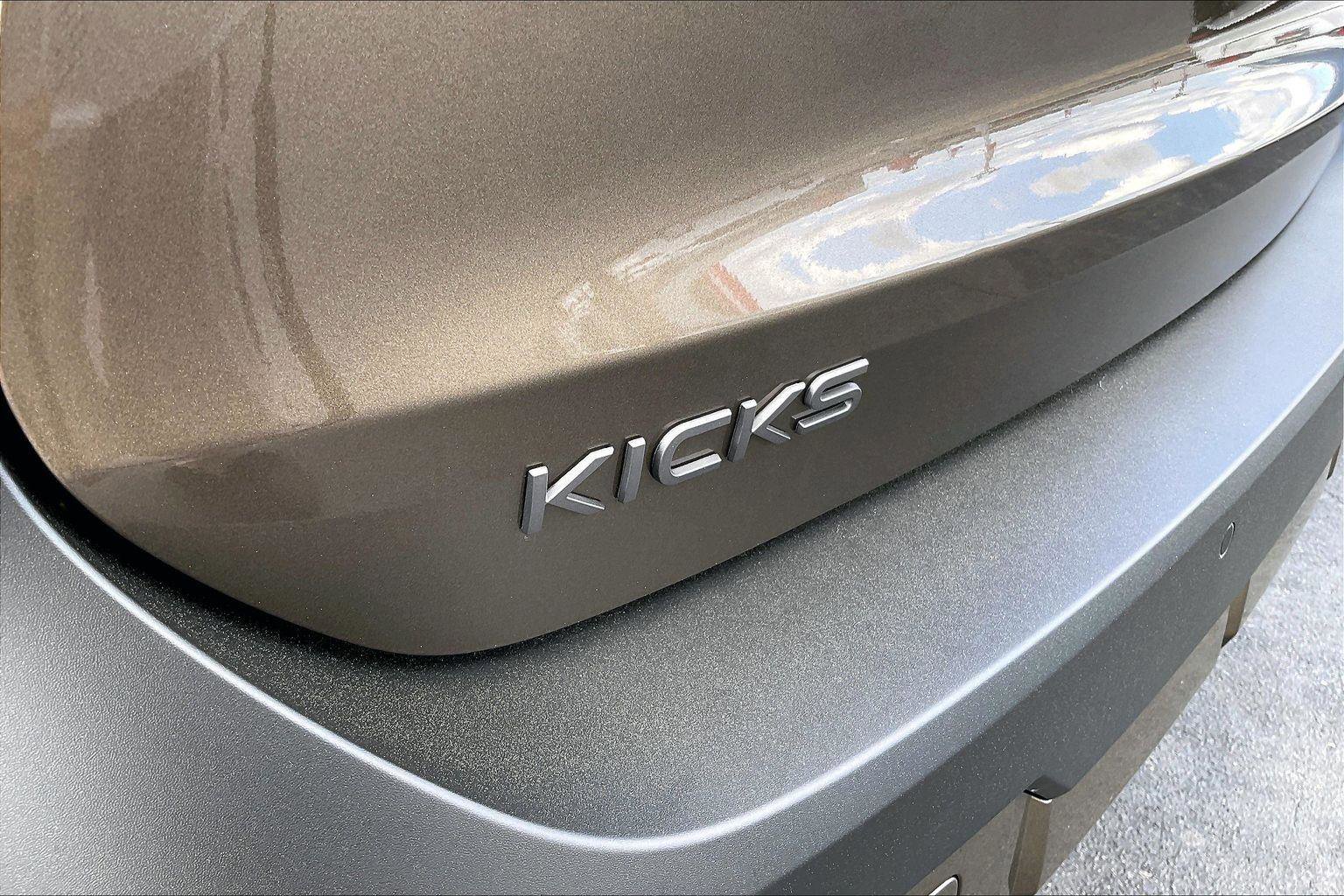 New 2026 Nissan Kicks SV FWD image 13