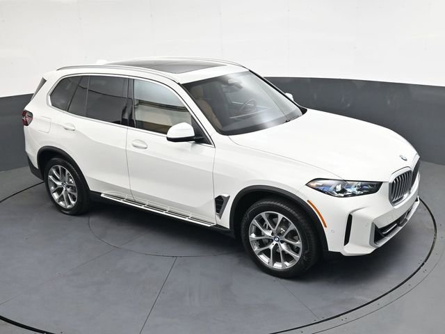 Used 2025 BMW X5 xDrive40i AWD/4WD image 23