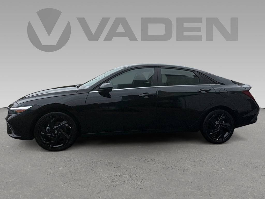 New 2026 Hyundai Elantra SEL Sport Premium image 9