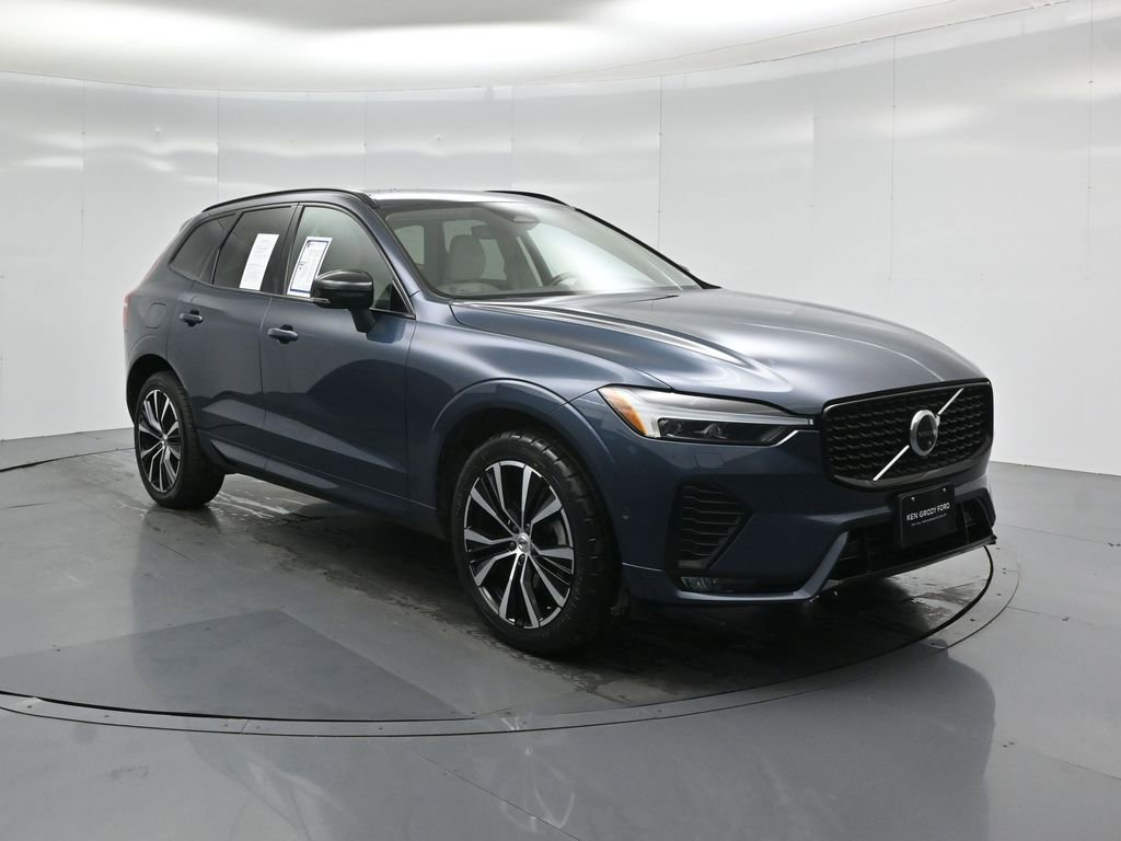 Used 2023 Volvo XC60 B5 Plus image 57
