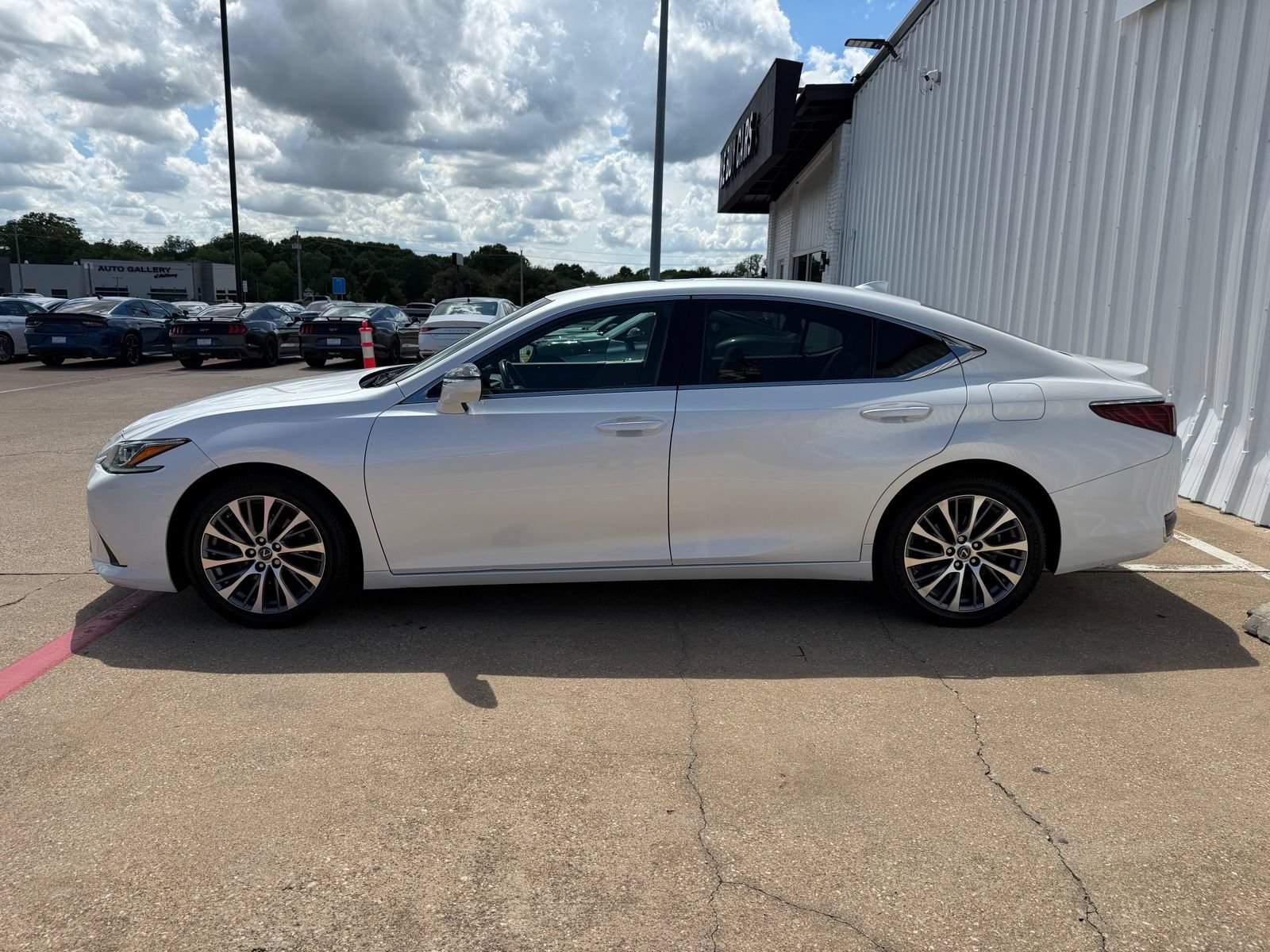 Used 2021 Lexus ES 250 w/ Premium Package AWD/4WD image 3