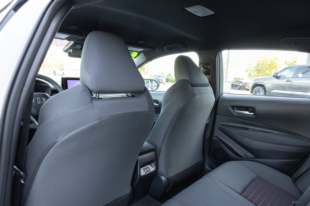Used 2026 Toyota Corolla SE FWD image 24