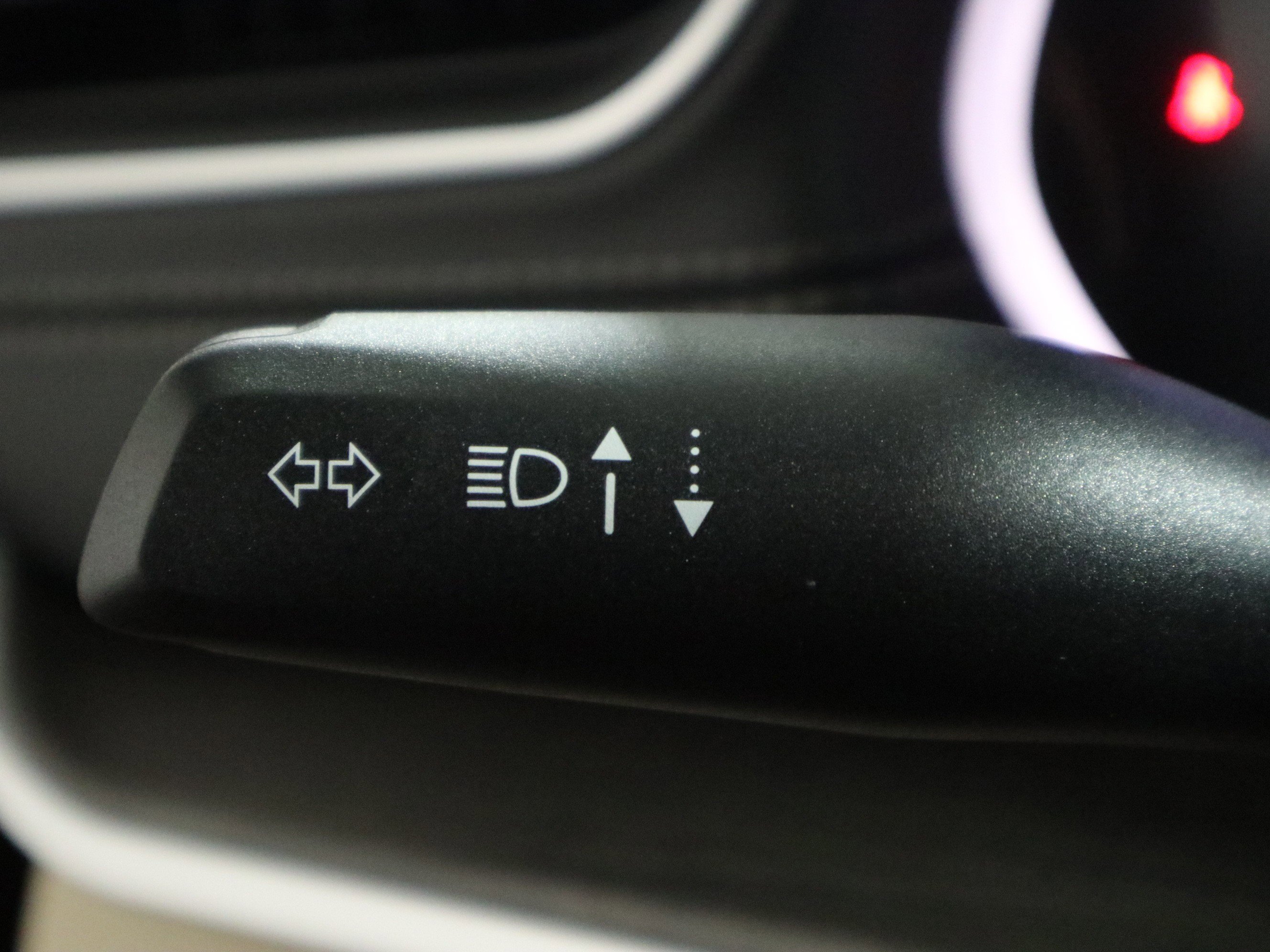 New 2025 Jeep Grand Cherokee Limited image 30