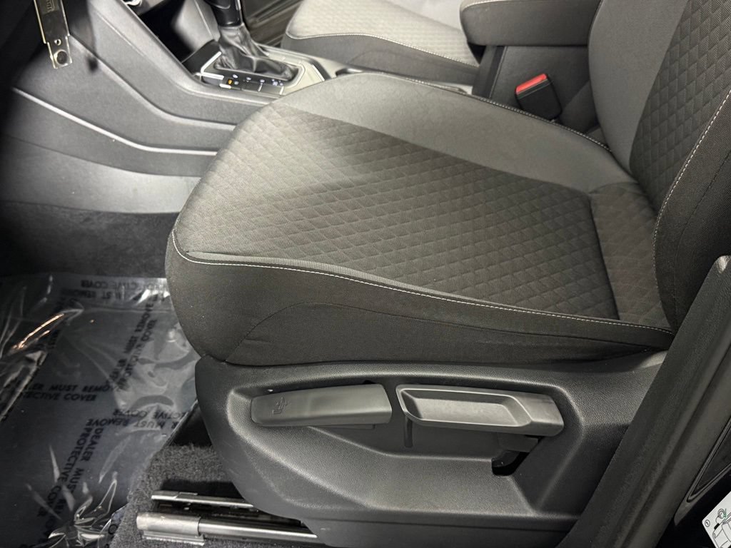 Used 2021 Volkswagen Tiguan S FWD image 20