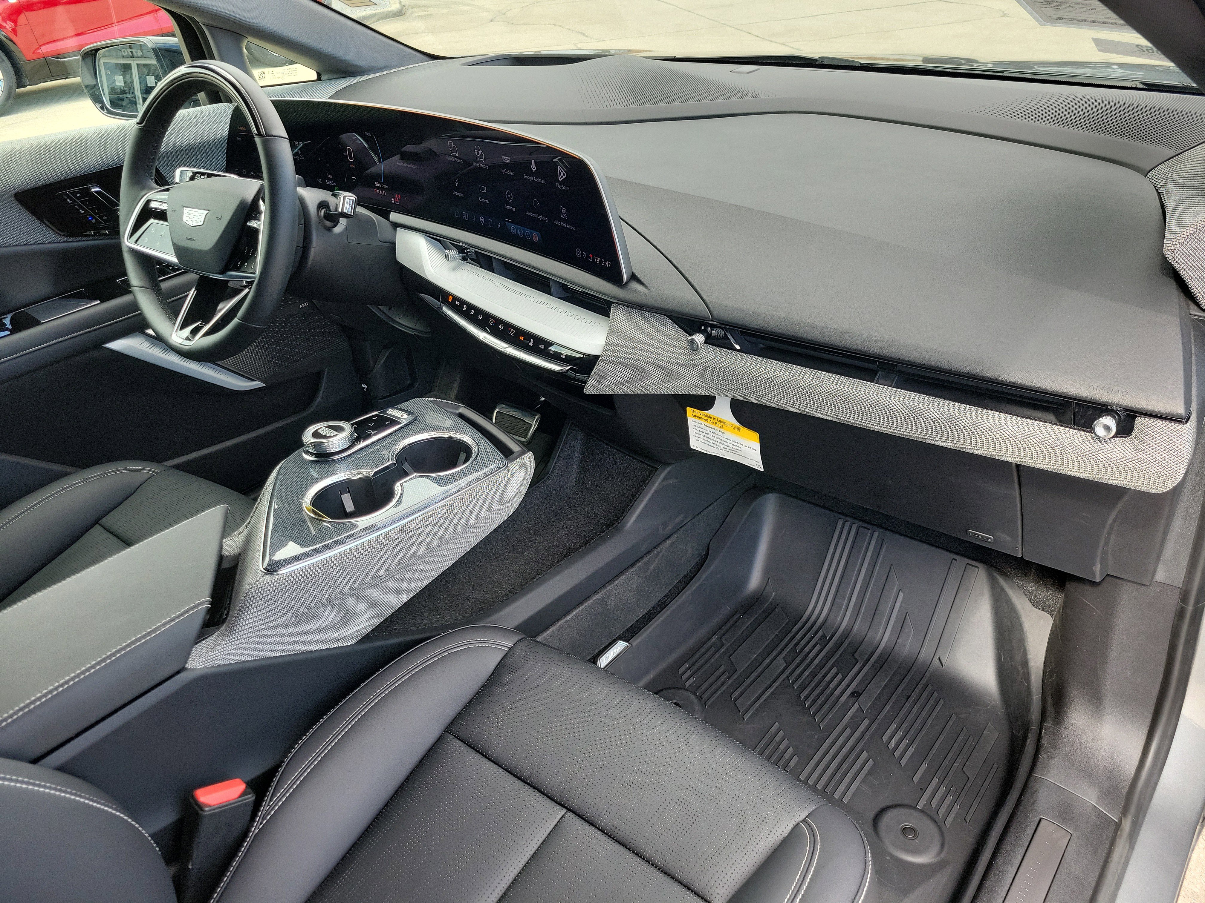 Certified 2025 Cadillac Optiq Sport 2 w/ LPO, Floor Liner Package image 11