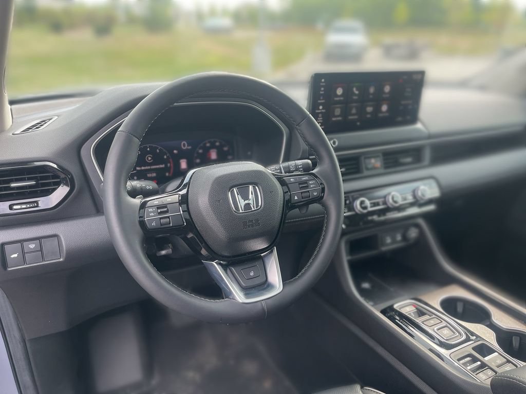 Used 2026 Honda Pilot Elite image 18