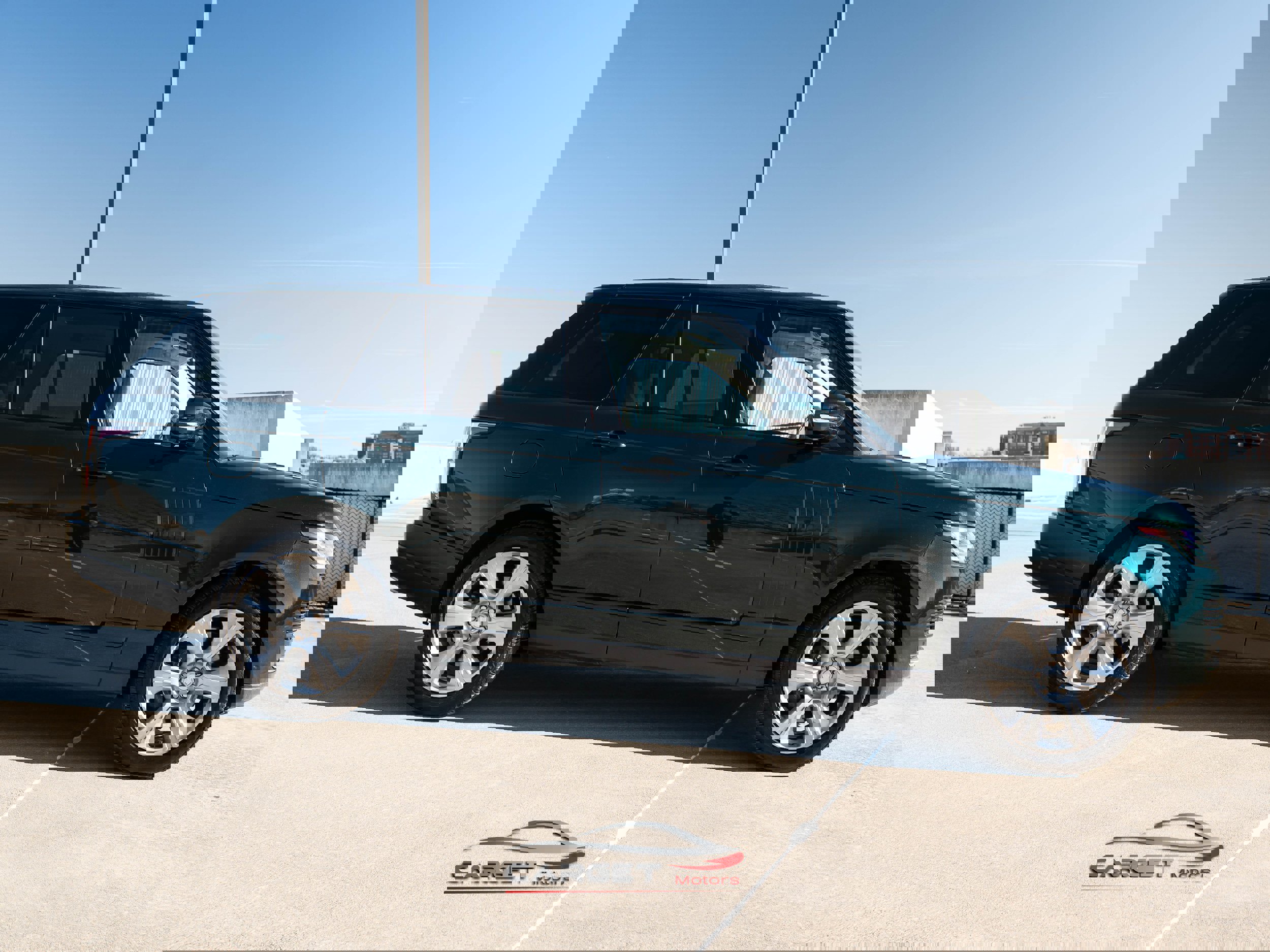 Used 2020 Land Rover Range Rover HSE image 8