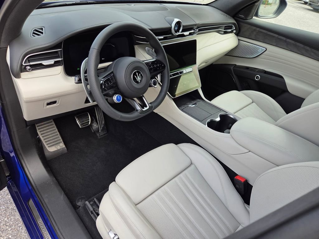 New 2026 Maserati Grecale Modena image 15