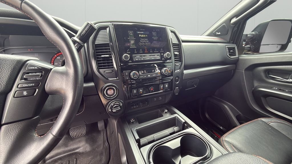 Used 2021 Nissan Titan PRO-4X w/ Pro-4x Convenience Package AWD/4WD image 22