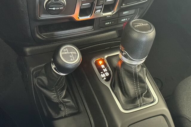 New 2026 Jeep Gladiator Sport AWD/4WD image 17
