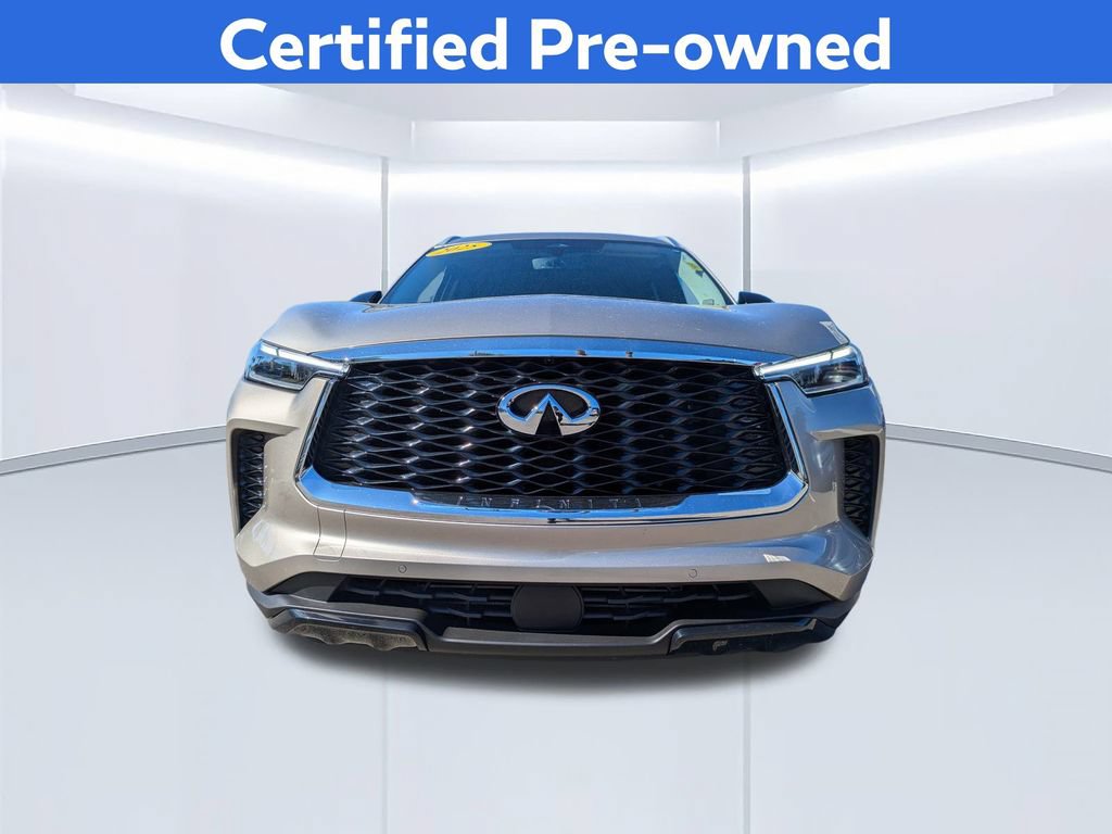 Certified 2025 INFINITI QX60 Luxe FWD image 10