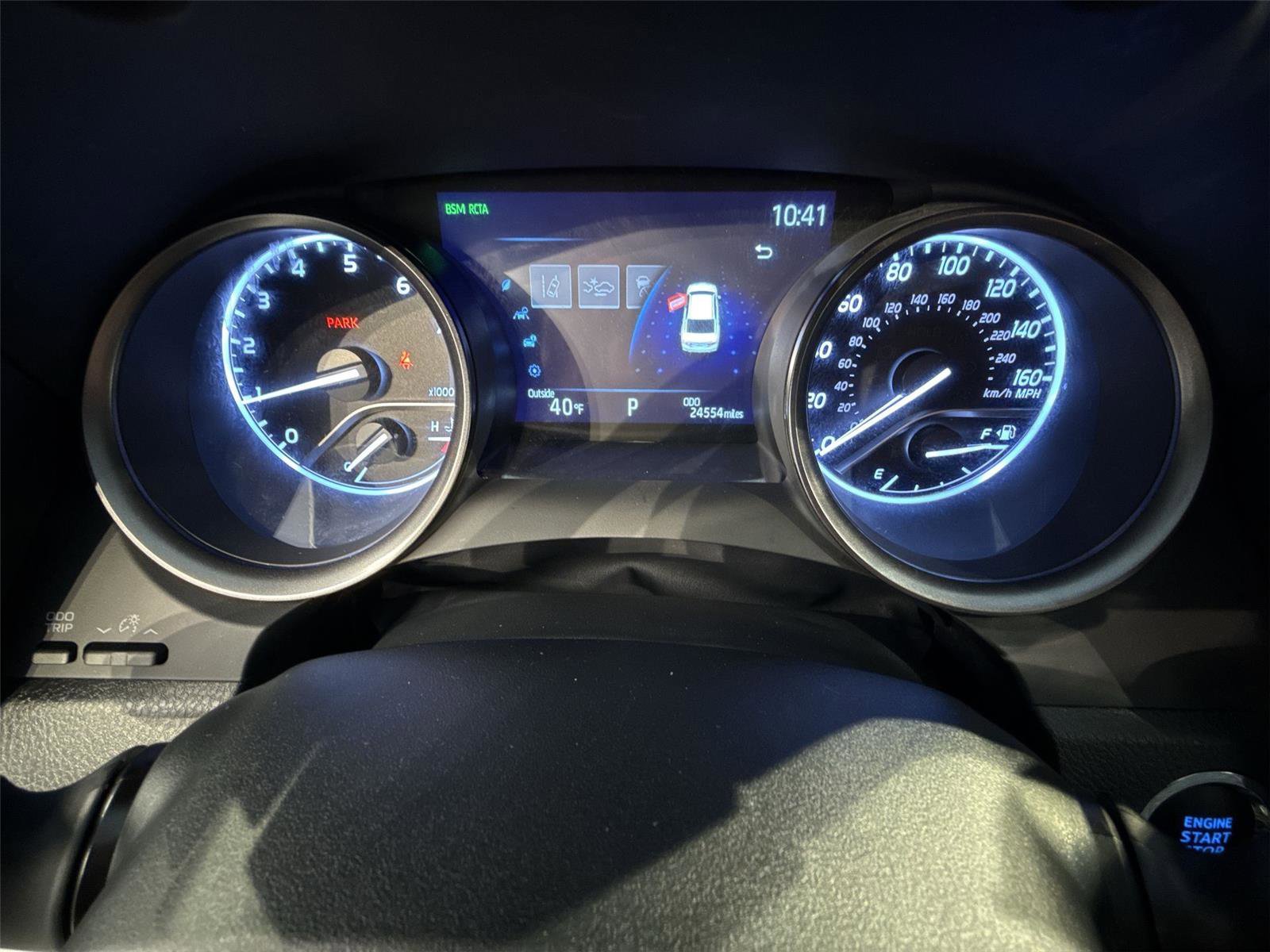 Used 2023 Toyota Camry SE image 10