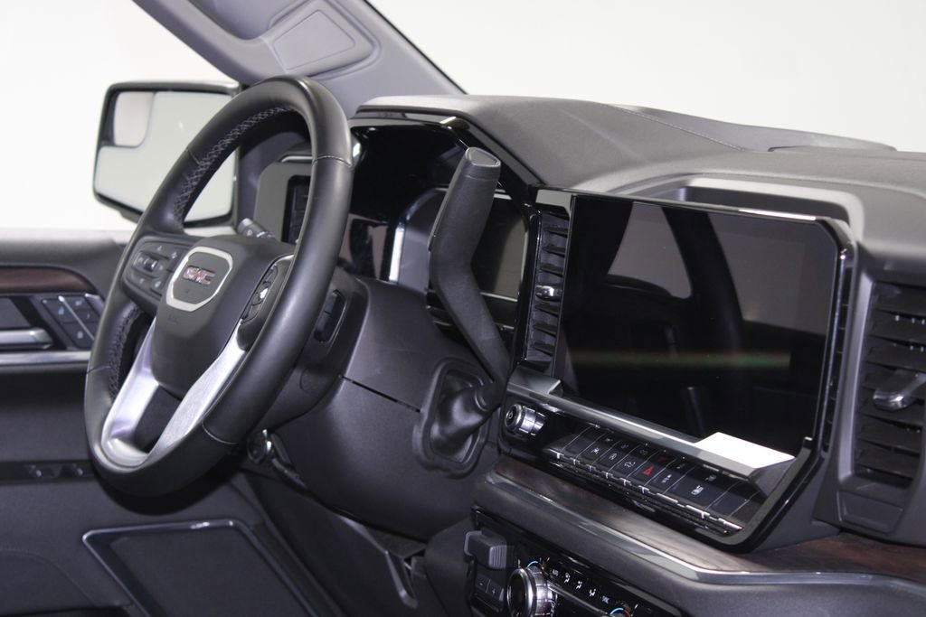 Used 2025 GMC Sierra 1500 SLT AWD/4WD image 29