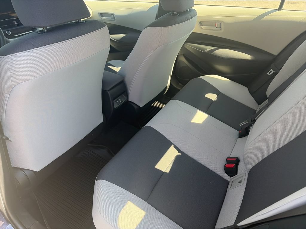 Used 2024 Toyota Corolla LE FWD image 14