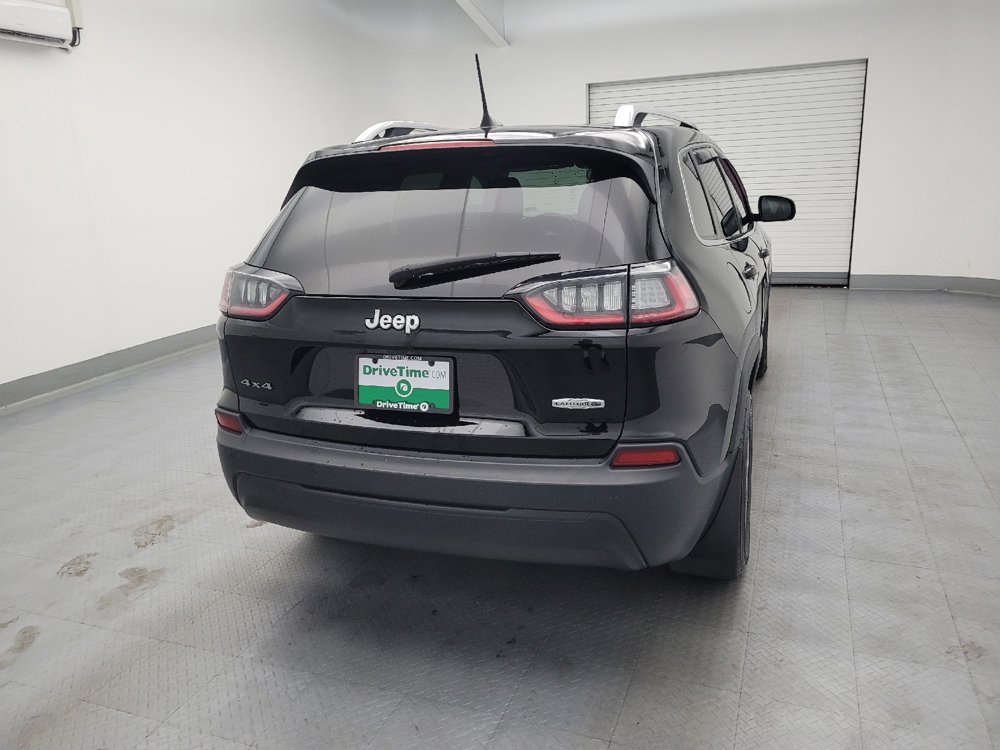 Used 2019 Jeep Cherokee Latitude Plus w/ Cold Weather Group AWD/4WD image 7
