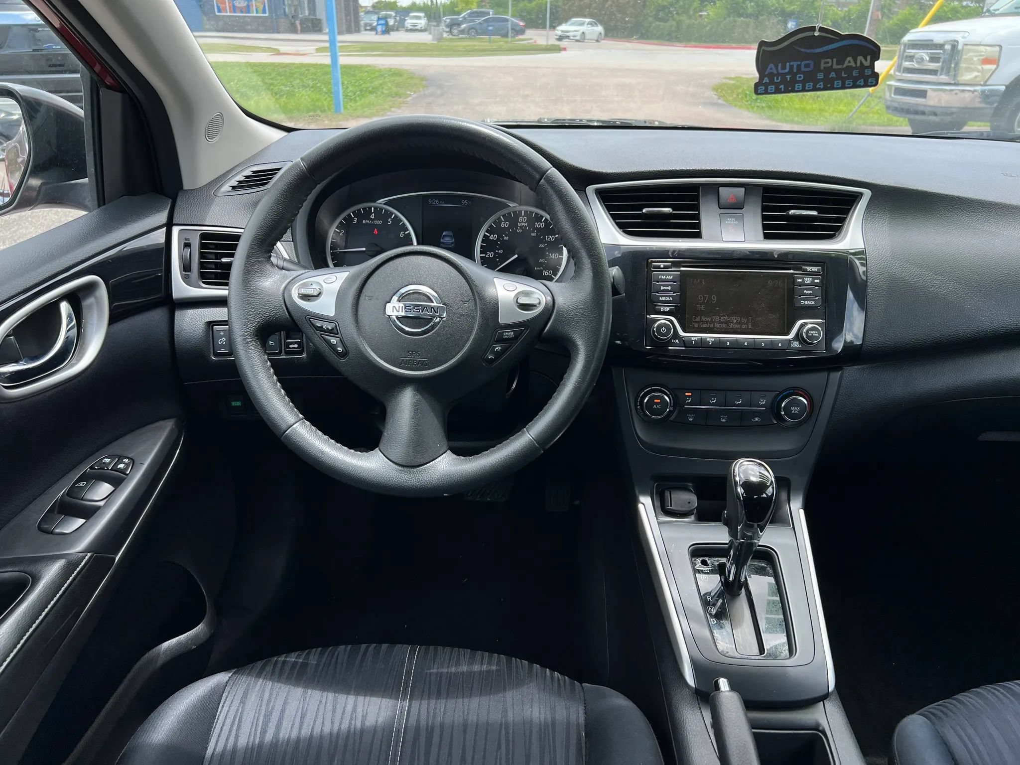 Used 2016 Nissan Sentra SV FWD image 17