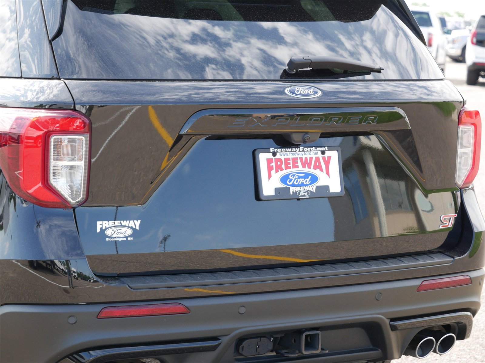 Used 2022 Ford Explorer ST w/ Equipment Group 401A image 10