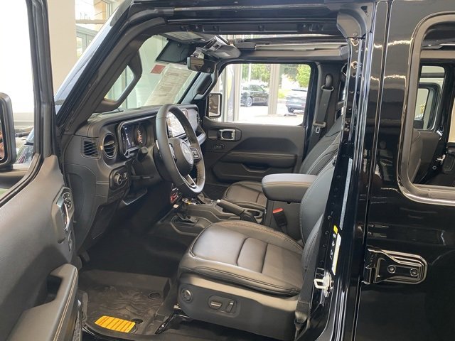 New 2025 Jeep Wrangler Rubicon 392 image 14
