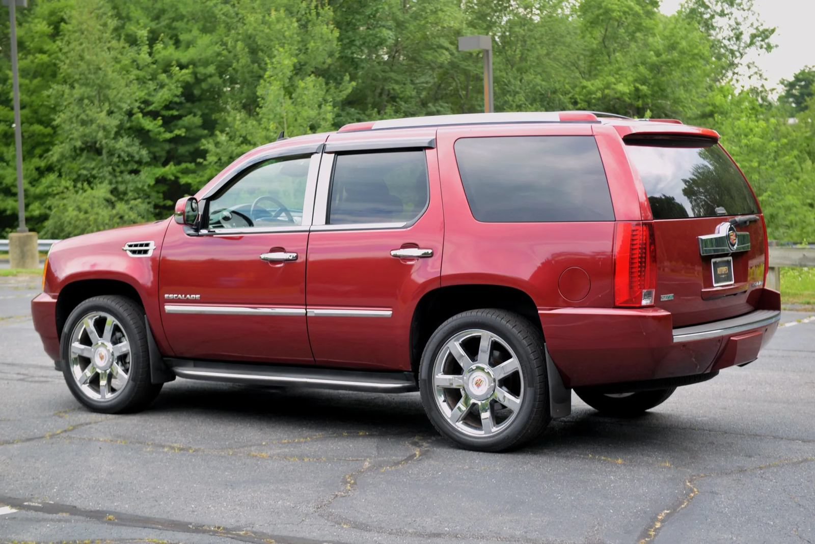 Used 2010 Cadillac Escalade Luxury AWD/4WD image 50