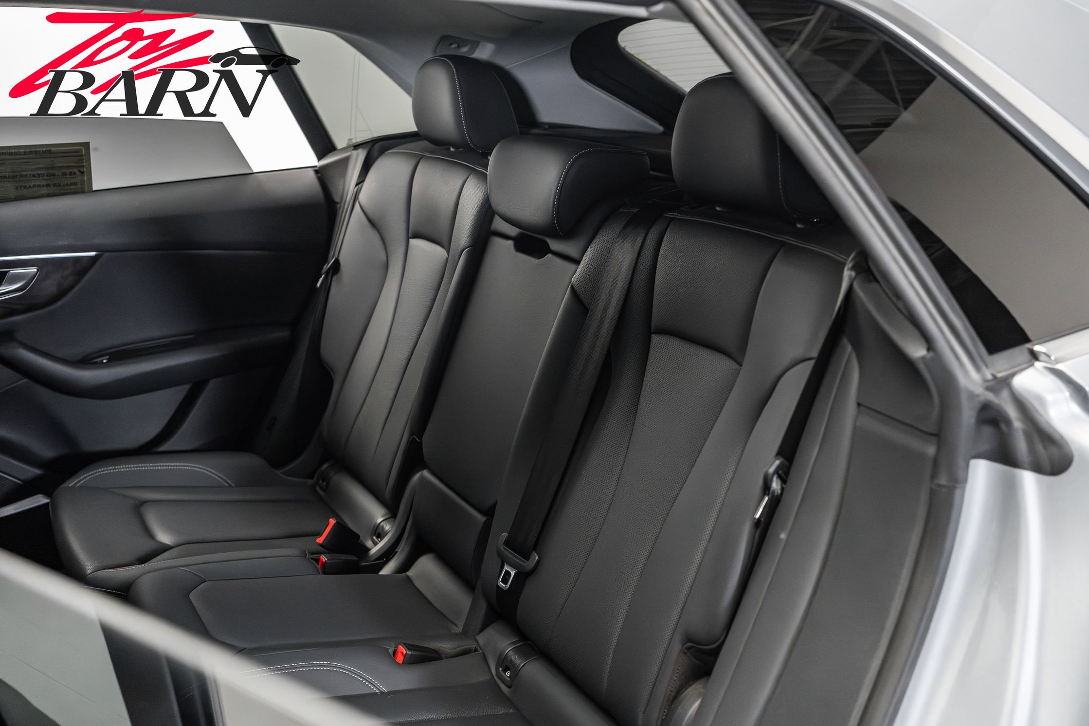 Used 2022 Audi Q8 Premium Plus image 45