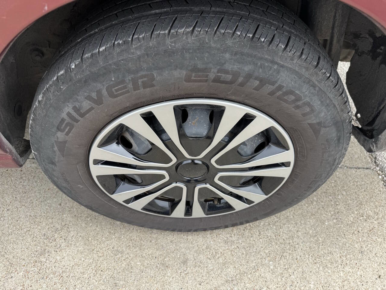 Used 2001 Toyota Camry CE FWD image 25