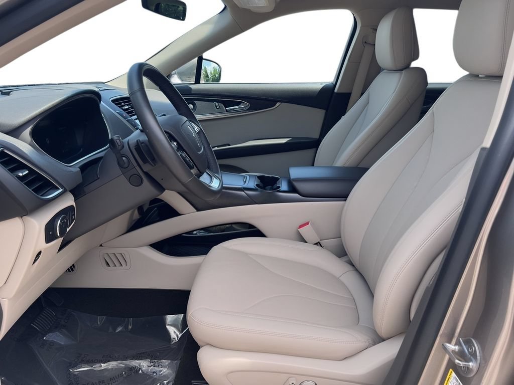 Used 2020 Lincoln Nautilus Reserve AWD/4WD image 6