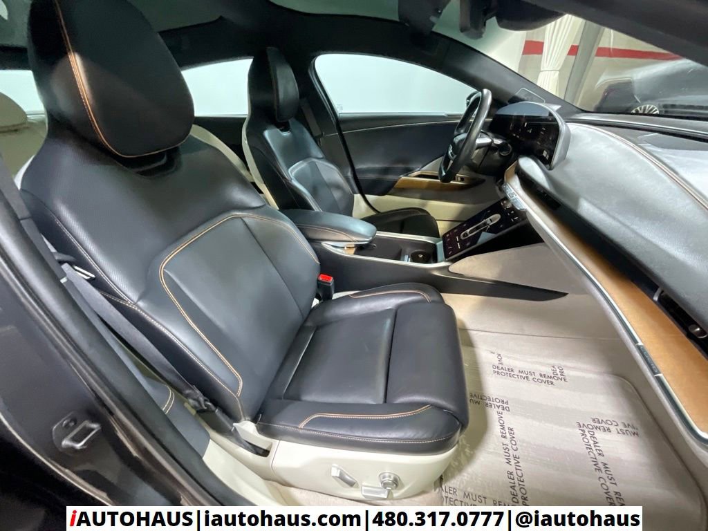 Used 2023 Lucid Air Touring AWD/4WD image 23