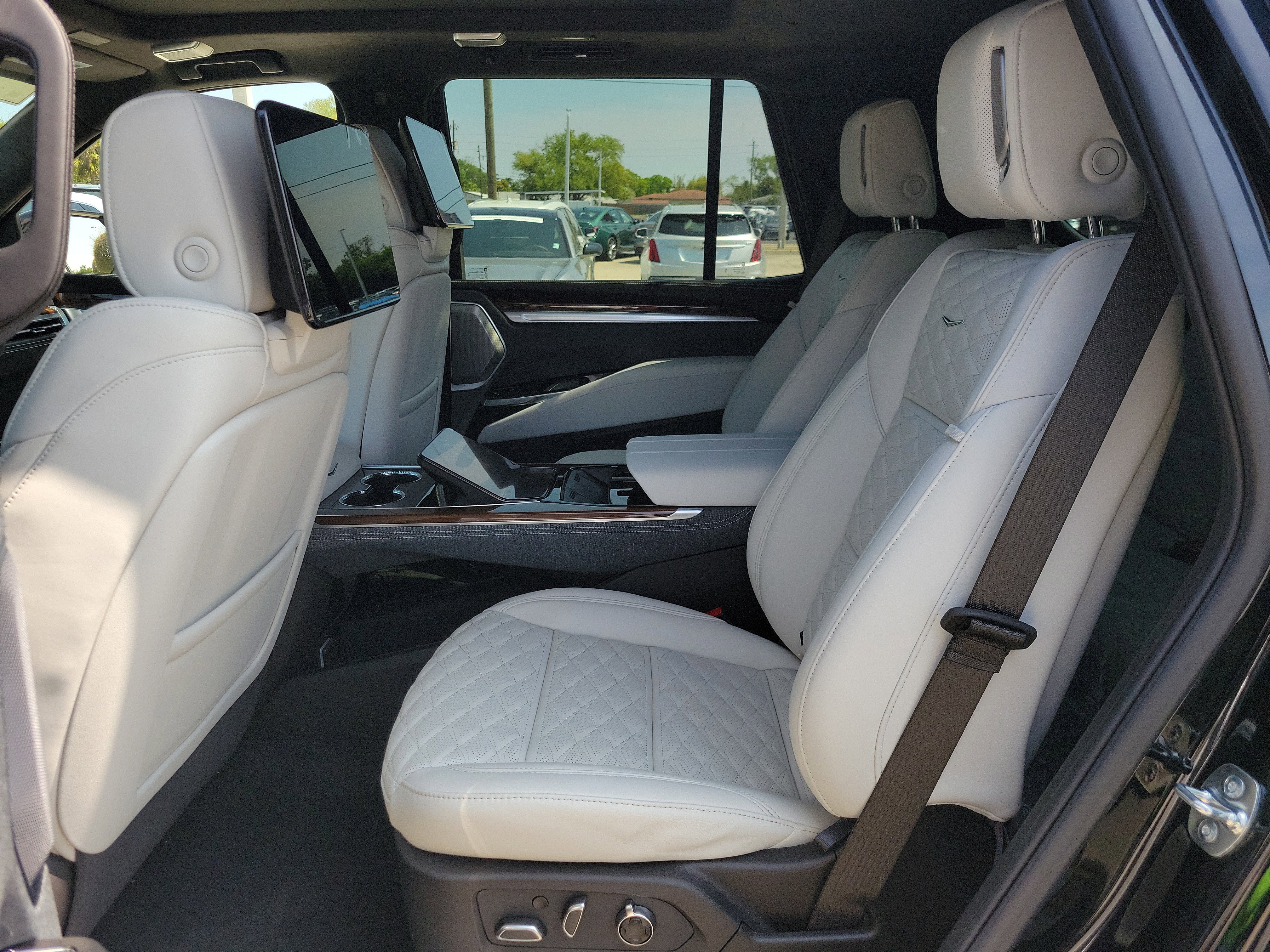 New 2026 Cadillac Escalade Platinum Sport image 17