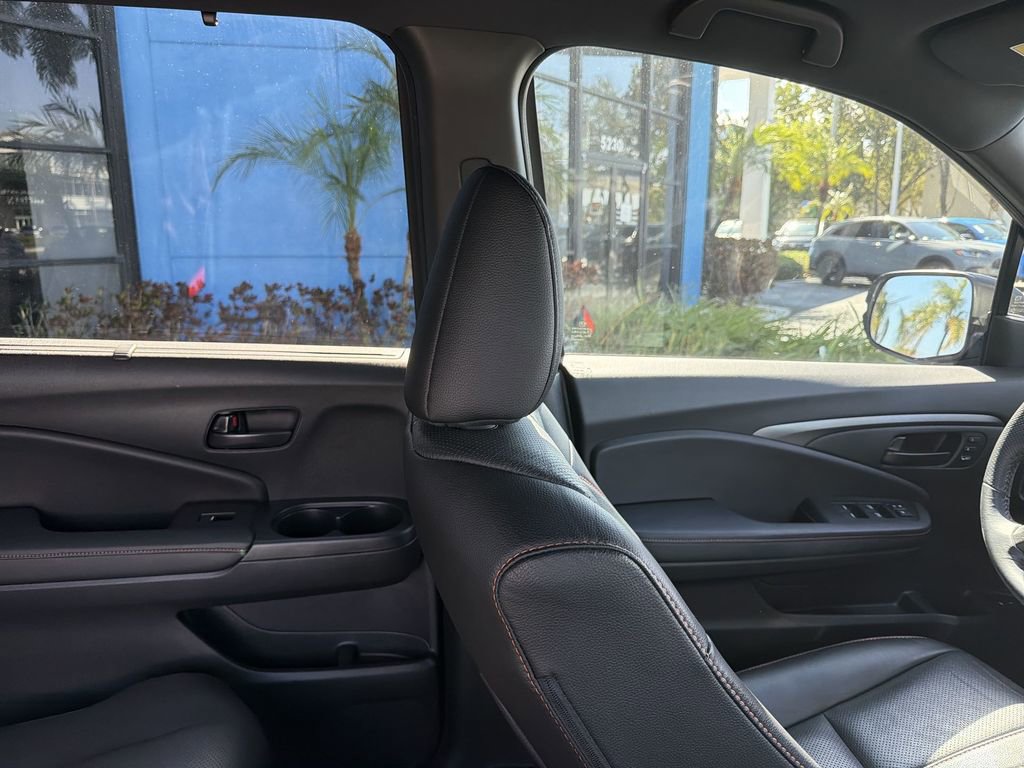 Certified 2023 Honda Passport TrailSport image 16