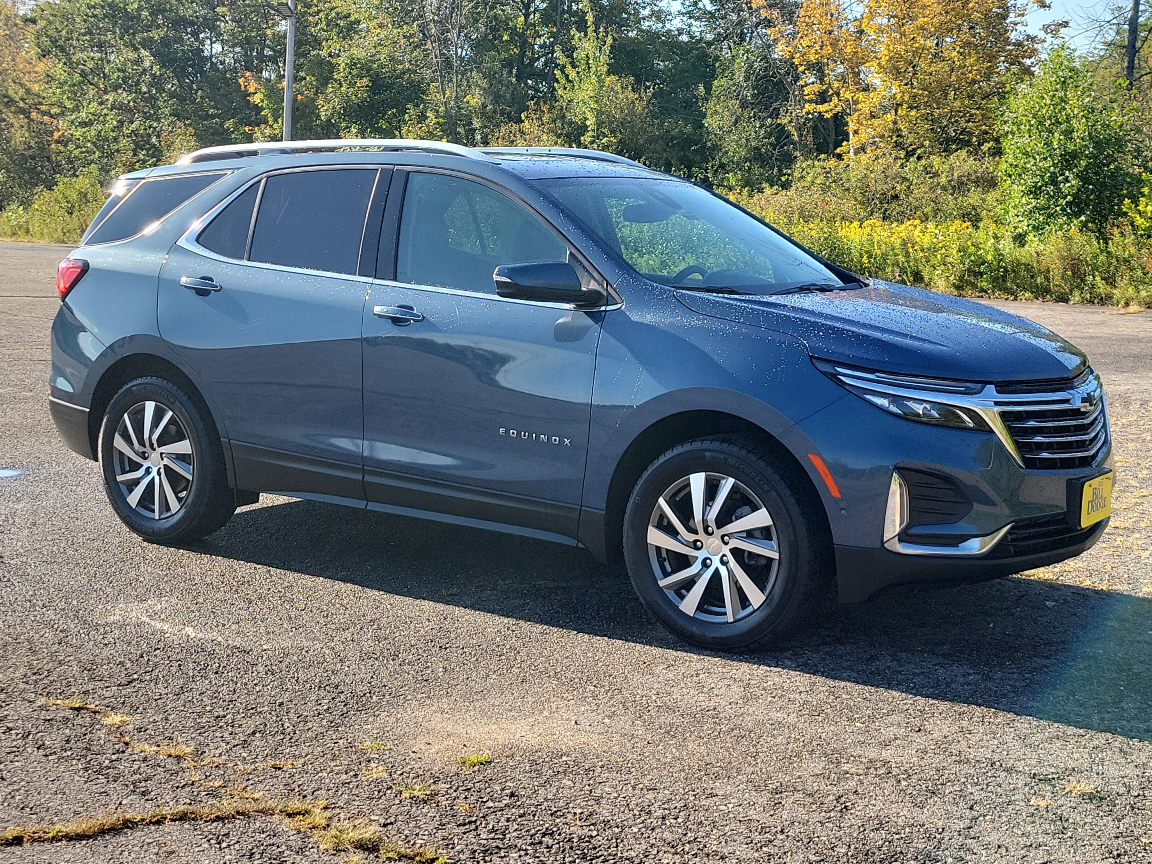 Used 2024 Chevrolet Equinox Premier AWD/4WD image 3