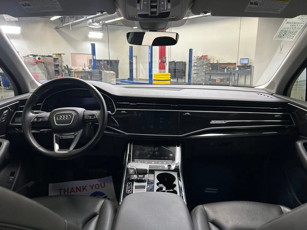 Used 2020 Audi Q7 3.0T Premium Plus w/ Premium Plus Package AWD/4WD image 19
