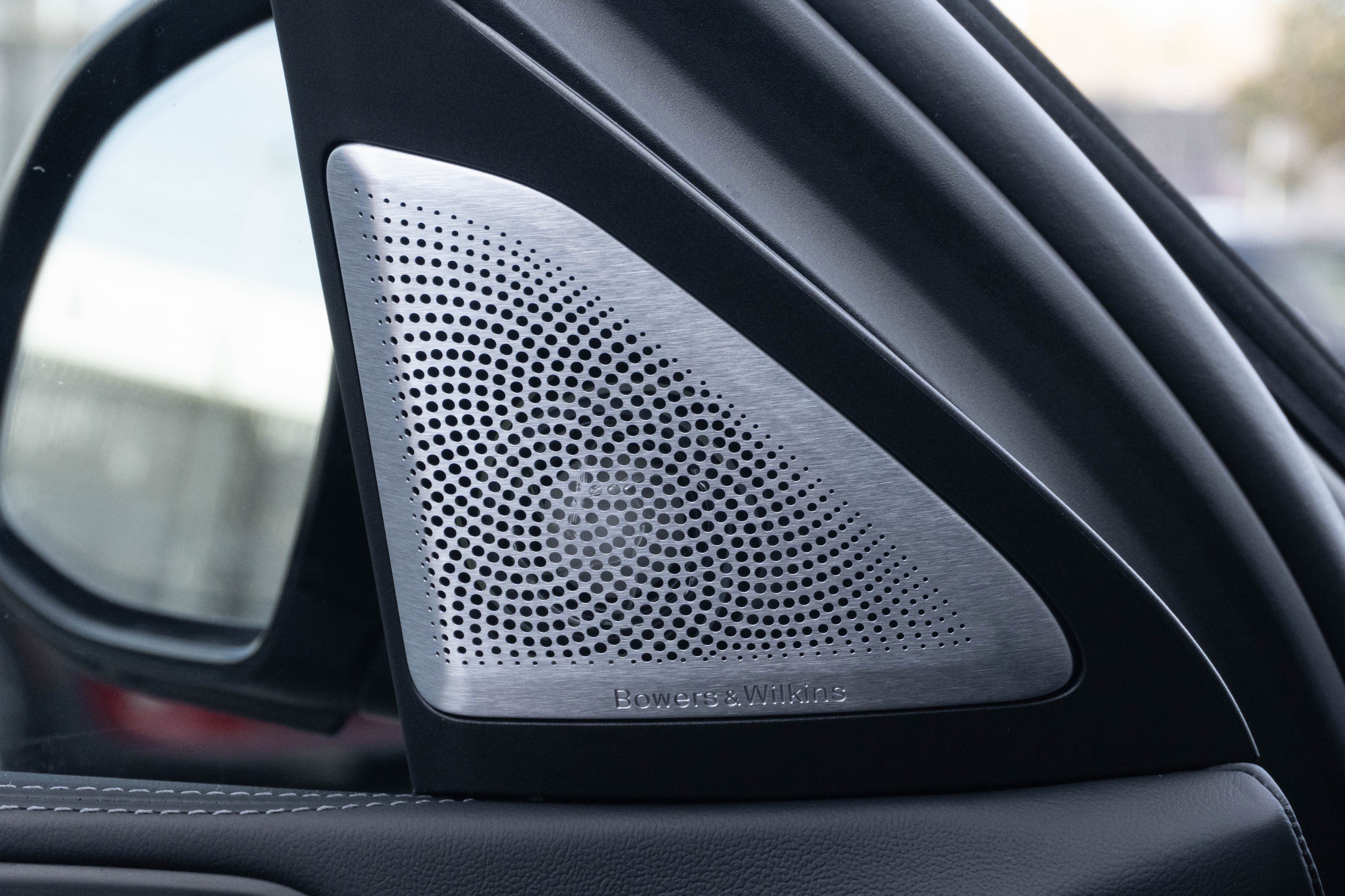 Used 2026 BMW X6 M Competition w/ Executive Package image 32