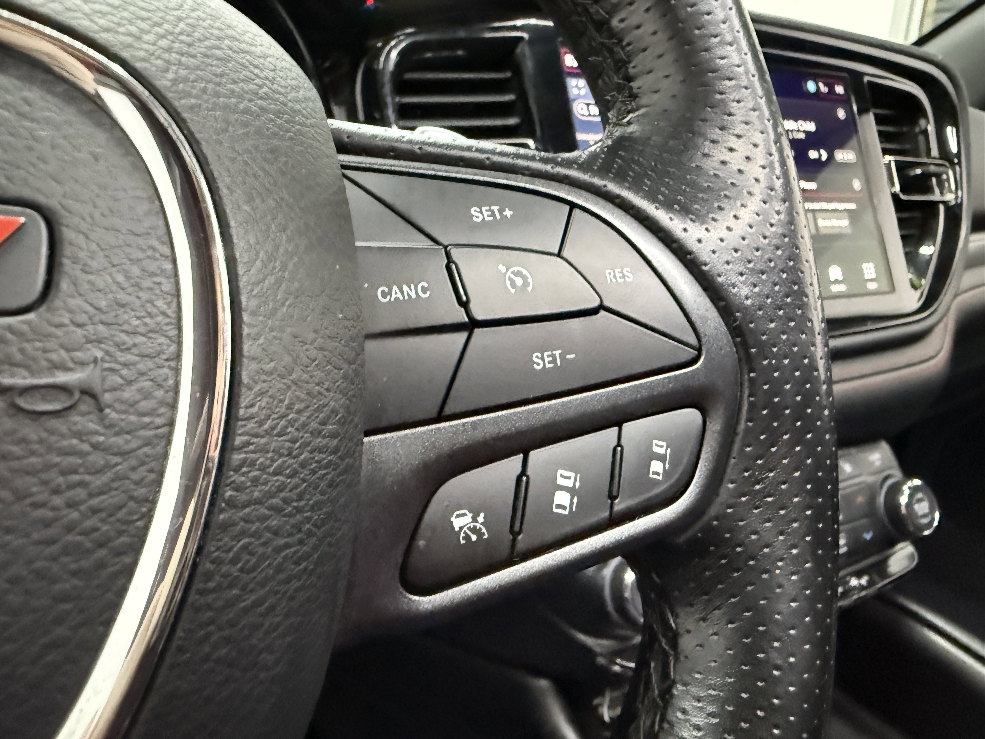 Used 2023 Dodge Durango R/T w/ Blacktop Package image 19