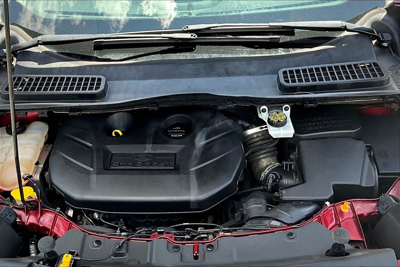 Used 2014 Ford Escape Titanium w/ Equipment Group 401A AWD/4WD image 9