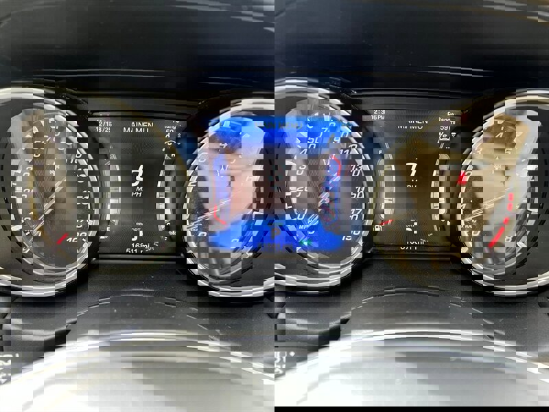 Used 2017 Maserati Levante w/ Luxury Package image 34