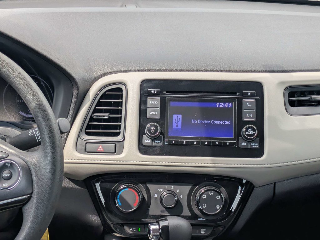 Certified 2022 Honda HR-V LX image 18