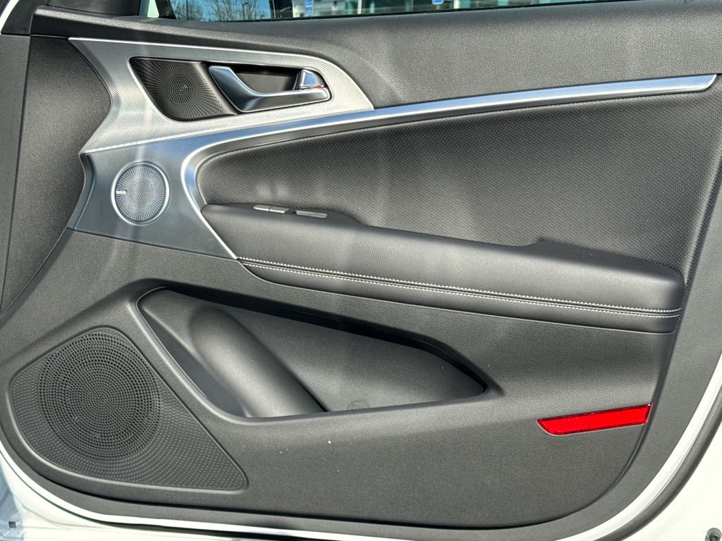 New 2026 Genesis G70 2.5T Prestige image 14